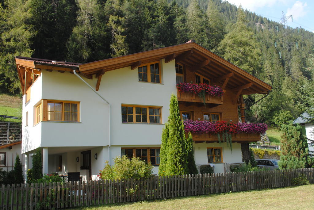 Haus Untergand Apartment Sankt Anton am Arlberg Luaran gambar
